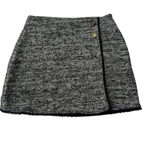 NWT Zara Black and Gray Tweed Mini Skirt with gold buttons size S